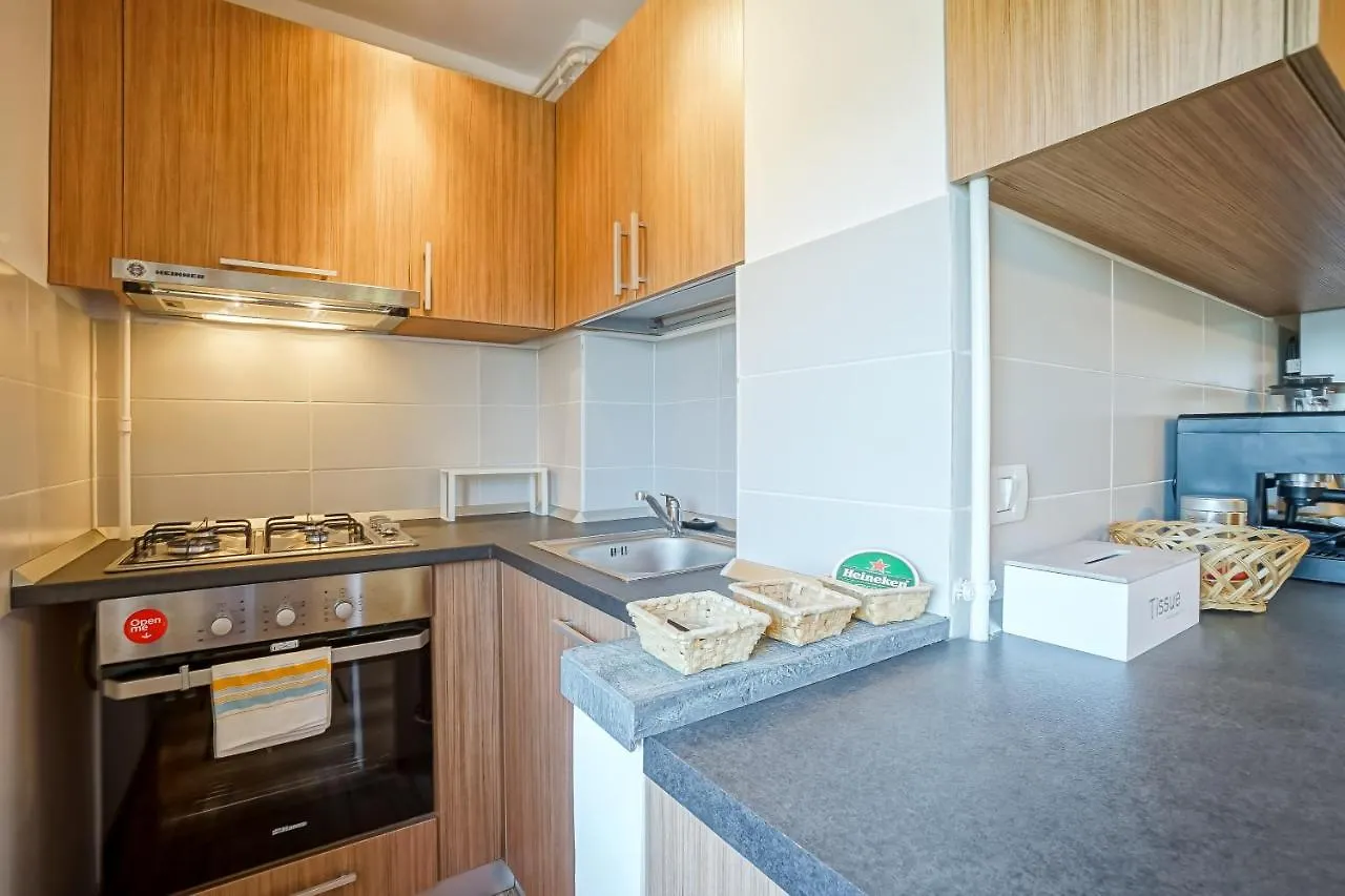 Central Studio - Pta. Alba Iulia - Metrou Daire Bükreş